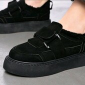 Хіт теплі зручні кросівки з екозамші на хутрі на холодну осінь або єврозиму