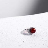 Срібна каблучка з бурштином 16,5 розмір