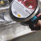 Новая кастрюля с крышкой 1,4 литра