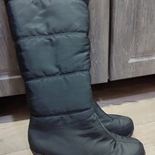 Стильні зимові чоботи "дутіки" на танкетці з хутром р37(будуть на 38, чудово сідає на стопу 24,5)