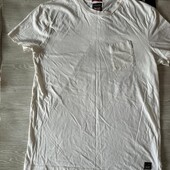 Біла чоловіча футболка з бавовни