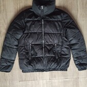 Курточка жіноча