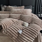 Євро комплект постільної білизни 220*230 см Велюр Шарпей