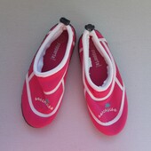 Фірмові яскраві аквашузи, коралки 23 см