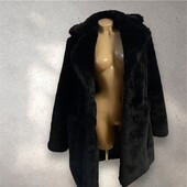 Шуба жіноча чорна