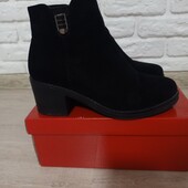 Зимові сапожки в замші,р.38-24.5!