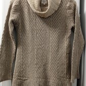 100 котонова светр, розмір М, в гарному стані.