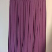 Спідниця пліссе ягідного кольору