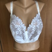 Бюстгальтер від Shapely Figures, размер 50Е (96-126 см). в ідеалі