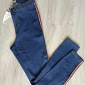 Denim Co брендовые стильные джинсы сбоку ломпаса размер S М