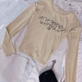 Лонг з надписом у жовтому кольорі