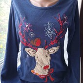 Фірмовий симпатичний регланчик.