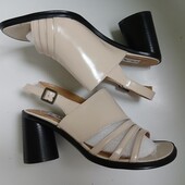 Лаковые босоножки в наличии р.36