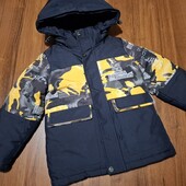 Стильна куртка, стан нової, єврозима