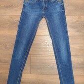 Джинси 25-го розміру
