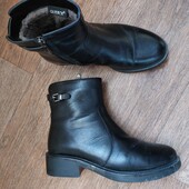Шкіряні жіночі чоботи зимові теплі 40-41рр