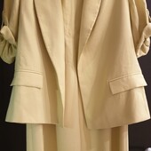 Брючный костюм.