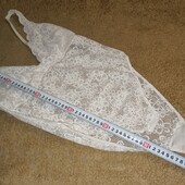 Обалденное ажурное белое боди в белые цветы.