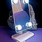 За вашу цену! Зеркало для макияжа с подсветкой и вращением на 360 º