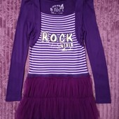 Цікаве плаття на дівчинку 10 -11 років .