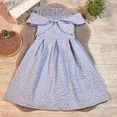 Вишукакана нарядна сукня, ідеальний стан