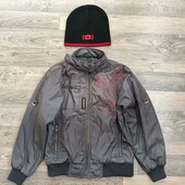 Демі куртка на 9-10 років