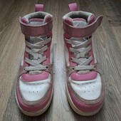 Класні хайтопи(високі кросівки)H&M