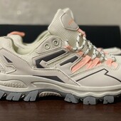 Кросівки 38 р.