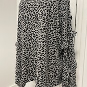 Dorothy perking. Кофта туника блуза футботка с модным принтом