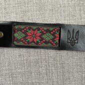 Шкіряний браслет з тисненням та вишивкою