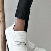 Стильні кросівки в наявності 36розмір гарна якість