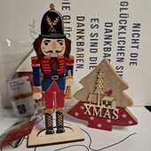 Livarno Щелкунчик считается символом удачи и, согласно одной из легенд, защищает дом от злых духов.