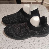 Макасіни, розмір 36.