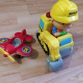 Чудова іграшка зі звуковими ефектами+літачок