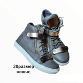 ботинки сникерсы р 38 Польша !Новые