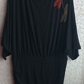 Чорне плаття з бісерною вишивкою