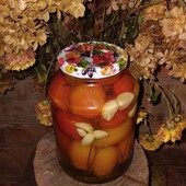 Помідори мариновані з часником і кропом, 1.5 л