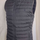 Розпродаж!Теплий фірмовий стьоганий жилет С/М