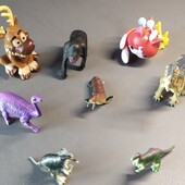 Дрібні фігурки тварин. Олень Рудольф, Лот - одна на вибір.