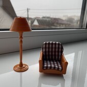 Меблі для іграшкового будинку