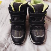 Теплющі зимові ботіночки. Унісекс.уст 24см .укрп 50% дос