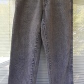 Крутезні джинсові штанці ZARA на+-10 років. Стан нових.