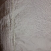 Гарне вишите покривало