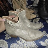 Шкіряні блискучі казаки 37р шкіра!