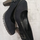 Туфли под замш С & A, 23,5 см без следов носки