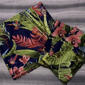 Яркий двуспальный пододеяльник 198х200 см.с двумя наволочками 50х75 см.