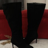 Високі чоботи із еко замші від About you,розміри 39,40