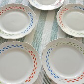 лот тарілок