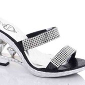 Новинка!!! Женские Шлепанцы на каблуке. высота каблука 9 см.