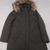 Зимова жіноча куртка